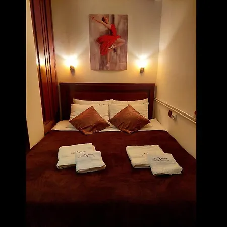 Vrhovi Nikola Centar * Kopaonik