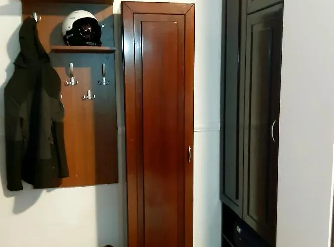 Vrhovi Nikola Centar